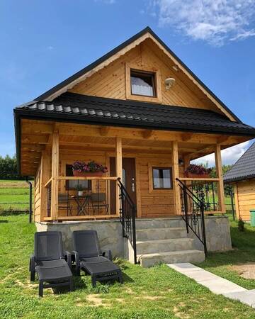 Фото номера Шале с двумя спальнями Шале Domki w Górach z Jakuzzi - Tatry- Gorce Klikuszowa г. Klikuszowa 3