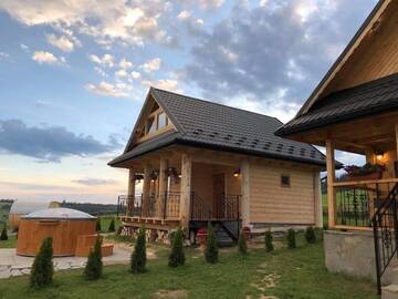 Фото номера Шале с двумя спальнями Шале Domki w Górach z Jakuzzi - Tatry- Gorce Klikuszowa г. Klikuszowa 18